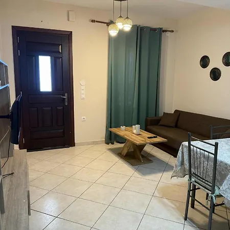 Διαμέρισμα Familyhouse *